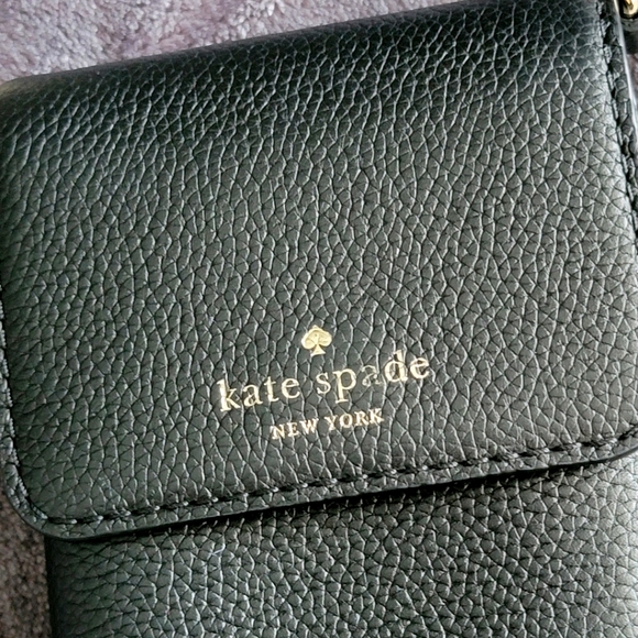 KATE SPADE phone bag. - Picture 2 of 3